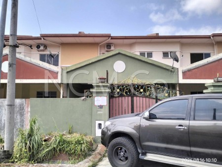 Terrace House For Auction at Palm Heights Residence