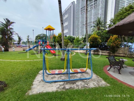 Apartment for Auction