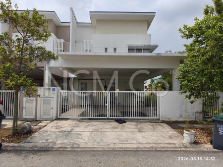 Terrace House For Auction at Suriaman