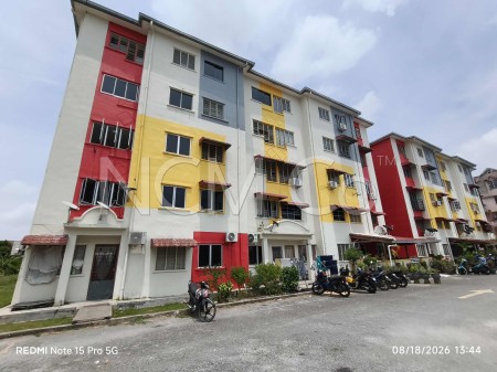 Flat For Auction at Pangsapuri Langat Utama