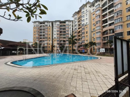 Apartment For Auction at Sri Palma Villa