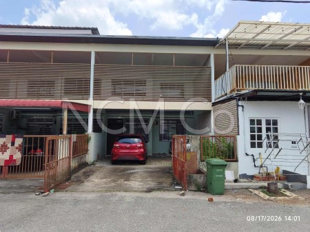 Terrace House For Auction at Bandar Kuantan Putri