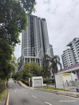 Condo For Auction at The Rainz