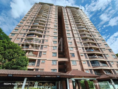 Apartment For Auction at Greenview Residence