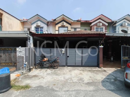 Terrace House For Auction at Bandar Putera Klang