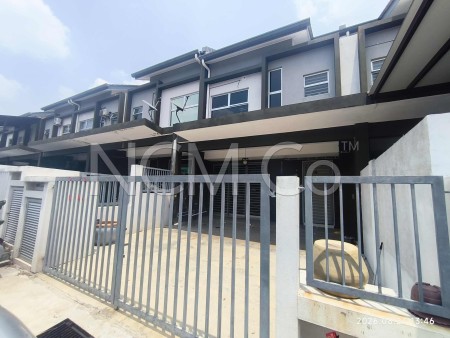 Terrace House For Auction at Camellia Residence
