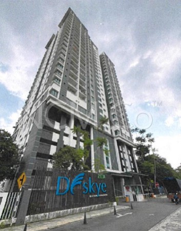 Condo For Auction at Zeta Deskye Residence
