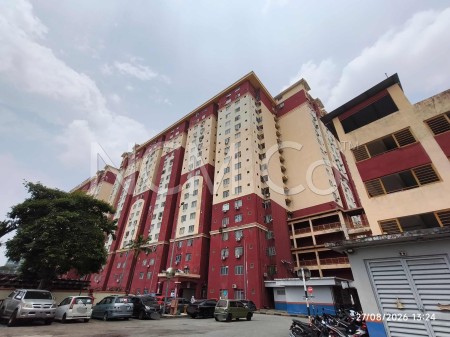 Apartment For Auction at Mentari Court 1