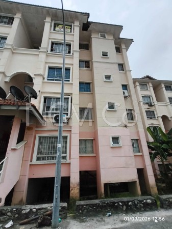 Apartment For Auction at Residensi Warnasari 3