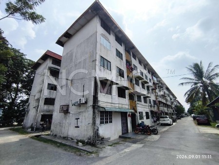 Flat For Auction at Flat Taming Jaya