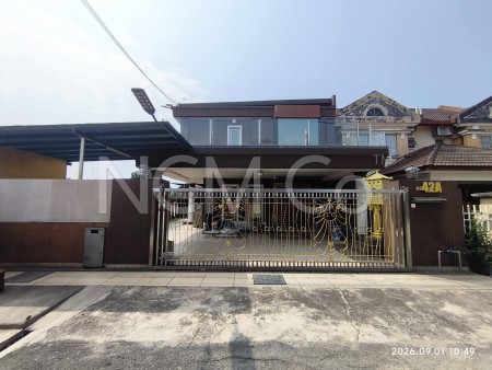 Terrace House For Auction at Taman Putra Budiman