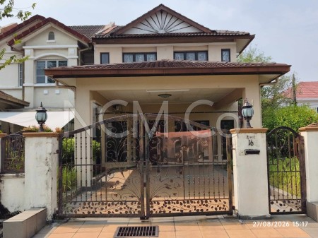 Terrace House For Auction at Putra Bahagia