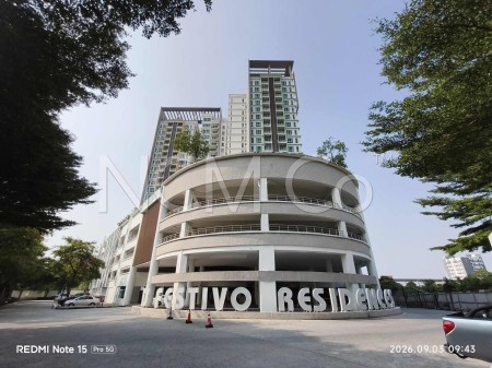 Condo for Auction