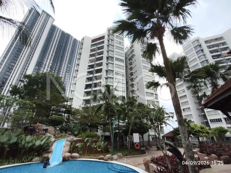 Condo For Auction at Villa Wangsamas