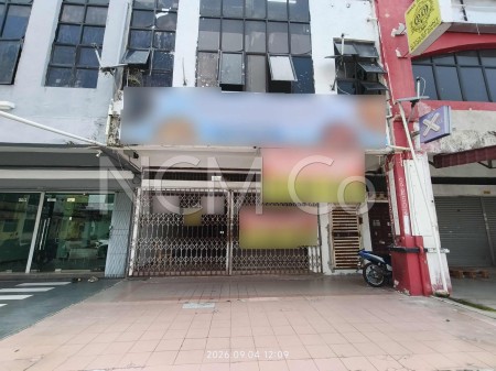 Shop Office For Auction at Putra Point