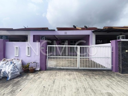 Terrace House For Auction at Taman Pulai Indah