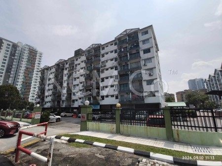 Condo For Auction at Brem Park