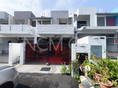 Terrace House For Auction at Taman Melur
