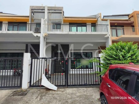 Terrace House For Auction at Laman Gapimas