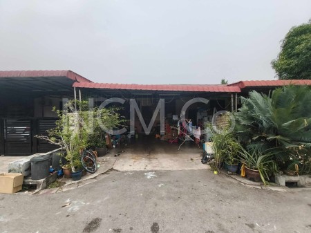 Terrace House For Auction at Taman Seri Desa