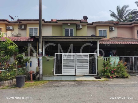 Terrace House For Auction at Taman Mesra