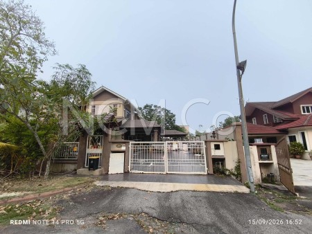 Bungalow House For Auction at Perdana Heights