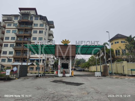 Apartment For Auction at Kings Height Apartment