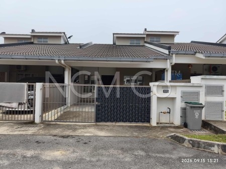 Terrace House For Auction at Iringan Bayu