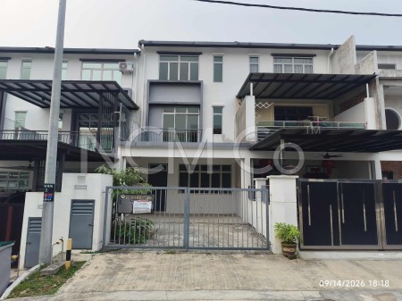 Terrace House For Auction at Taman Pulai Mutiara