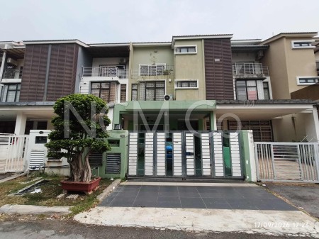 Terrace House For Auction at Puteri 6