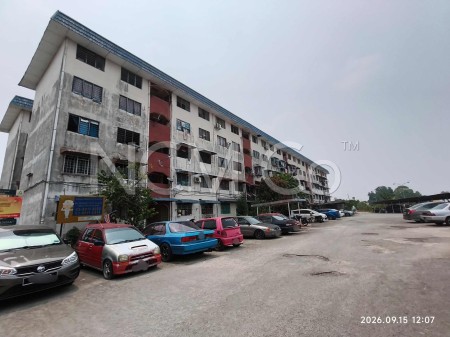 Flat For Auction at Flat Taming Jaya