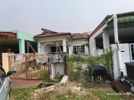 Terrace House For Auction at Taman Garing Utama