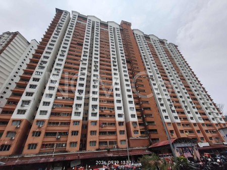 Apartment For Auction at Flora Damansara Apartment