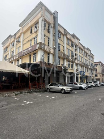 Apartment For Auction at Synergy Square
