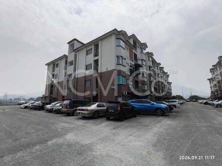 Apartment For Auction at Apartment Nilai Perdana