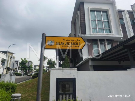Terrace House For Auction at Imperial Jade