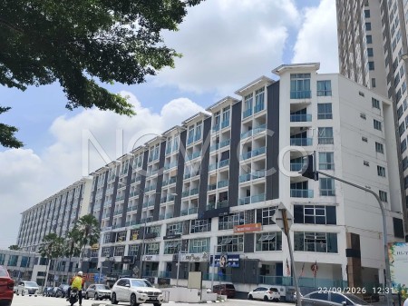 Apartment For Auction at Plaza Damas 3