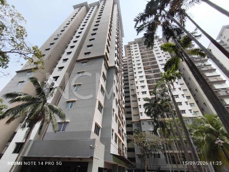Condo For Auction at Kelana Mahkota