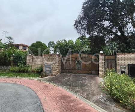 Bungalow House For Auction at Glenmarie Courts