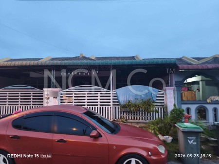 Terrace House For Auction at Ambangan Heights