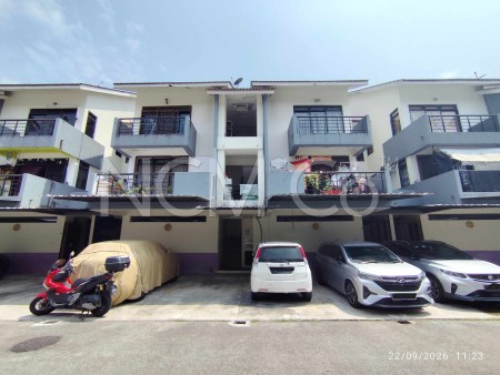 Terrace House For Auction at Riviera Courtyard Homes