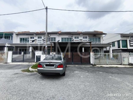 Terrace House For Auction at Hill Park