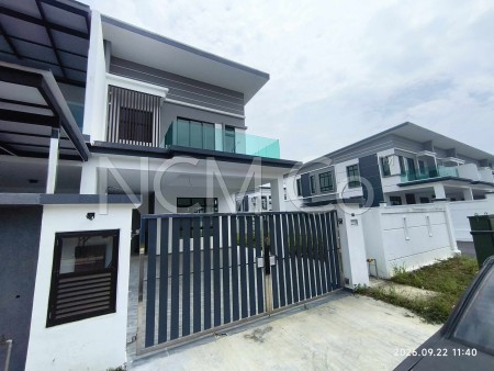 Terrace House For Auction at Taman Bestari Indah