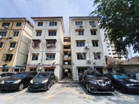Apartment For Auction at Apartment PKNS