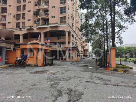 Apartment For Auction at Vista Saujana
