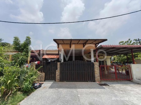 Terrace House For Auction at Taman Telok