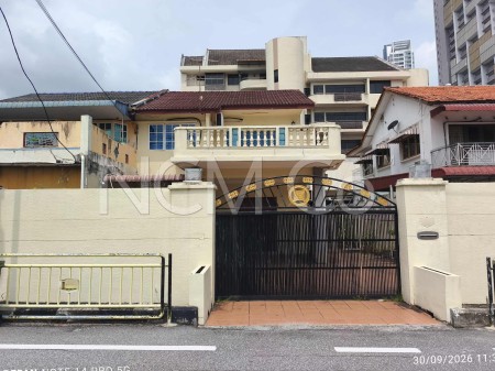 Semi D For Auction at Tanjung Tokong