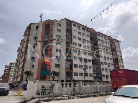 Apartment For Auction at Impian Sentosa