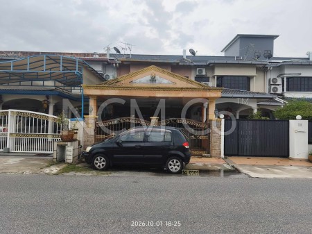 Terrace House For Auction at Taman Bayu Perdana