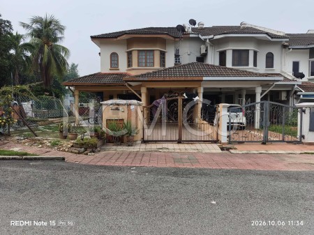 Terrace House For Auction at Section 7